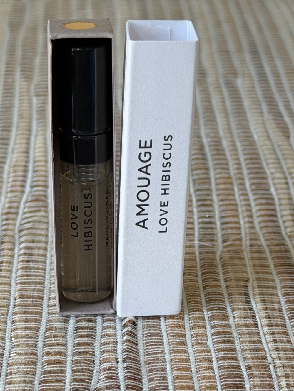 Amouage Love hibiscus